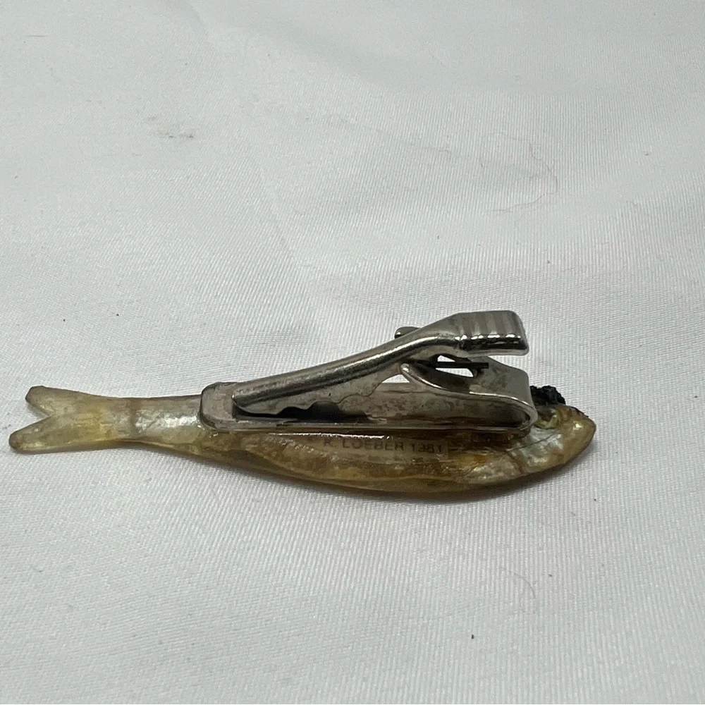 Vintage Ken Loeber Pop Art Tie Bar Clothes Clip Pin Minnow Fish Acrylic Lucite